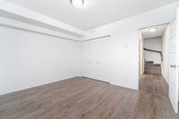 Renovated Akelius one bedroom apartment for rent. Located near Rue de Franfort in the Plateau neighb... (image 7)