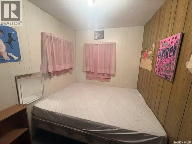 8 Hunter BAY Fishing Lake, Saskatchewan in Houses for Sale in Saskatoon - Image 15