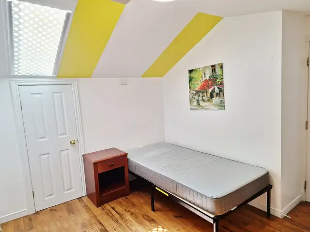 Apr. 30-Near D/T Sunny All Included 2 Rms for Pros-Short or Long