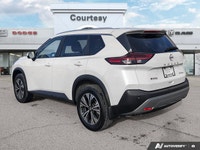 Clean CARFAX | One Owner | Mint Condition Designed to seamlessly integrate into your daily adventure... (image 3)