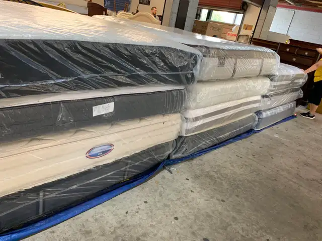 Wonderful mega super sale Queen Double &Single used mattresses in Beds & Mattresses in Delta/Surrey/Langley - Image 5