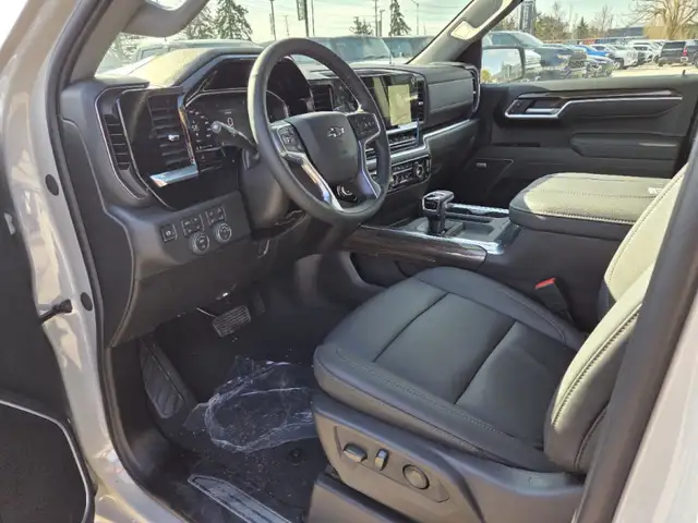 2026 Chevrolet Silverado 1500 RST Heated Seats in Cars & Trucks in Mississauga / Peel Region - Image 12