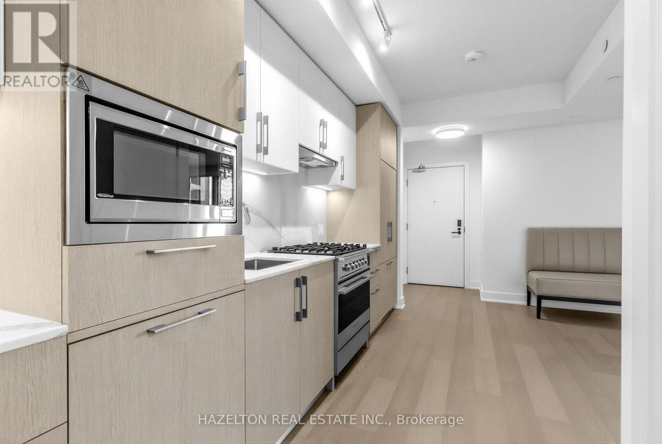606 - 8 MANOR ROAD W Toronto (Yonge-Eglinton), Ontario 4