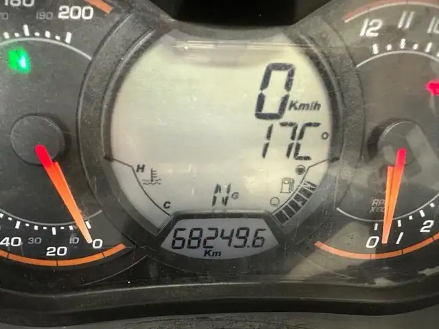 2012 Can-Am Spyder RS-S (SE5) in Sport Touring in West Island - Image 7