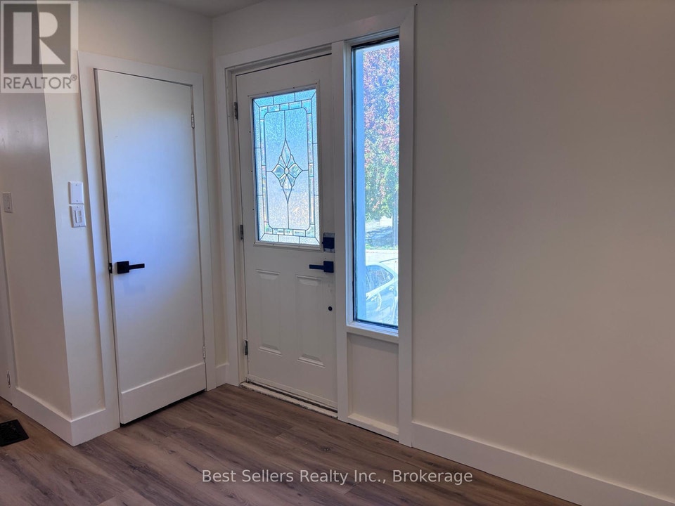 MAIN - 767 GASPE AVENUE Oshawa (Lakeview), Ontario 2