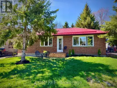 Beautifully renovated brick bungalow just steps from downtown Port Hope. This home blends modern fin...