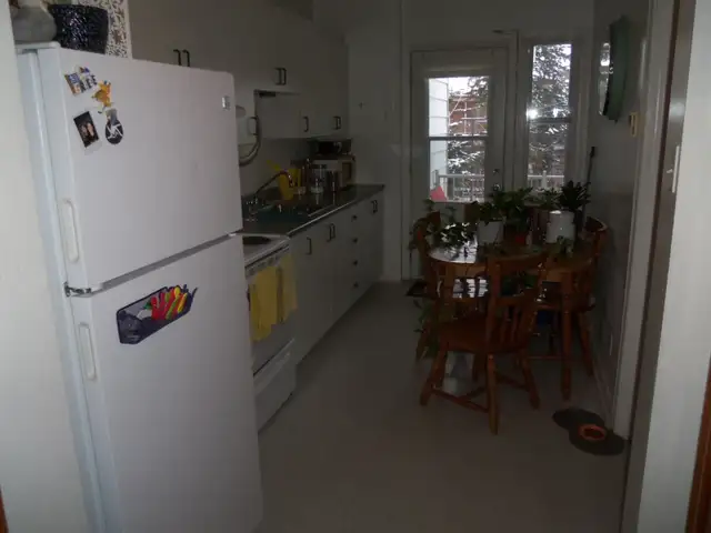 ROSEMONT 3 1/2, A 5-10MIN DE MARCHE DU METRO IBERVILLE $ 1095