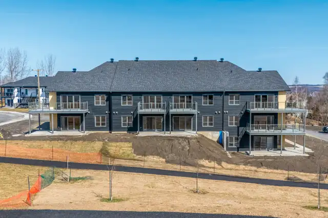 * 18PLEX * ANNUAL REVENUE 311 940 * COATICOOK *63009271810307121