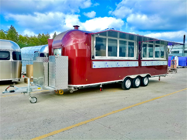 food truck Concession Trailers food trailer 26ft in Industrial Kitchen Supplies in Burnaby/New Westminster - Image 4