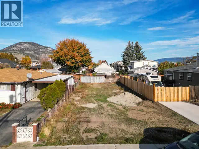 515 Heales Avenue Penticton, British Columbia in Land for Sale in Penticton - Image 5