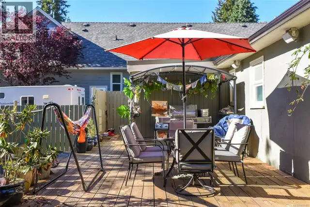 2767 Ulverston Ave Cumberland, British Columbia in Houses for Sale in Comox / Courtenay / Cumberland - Image 33