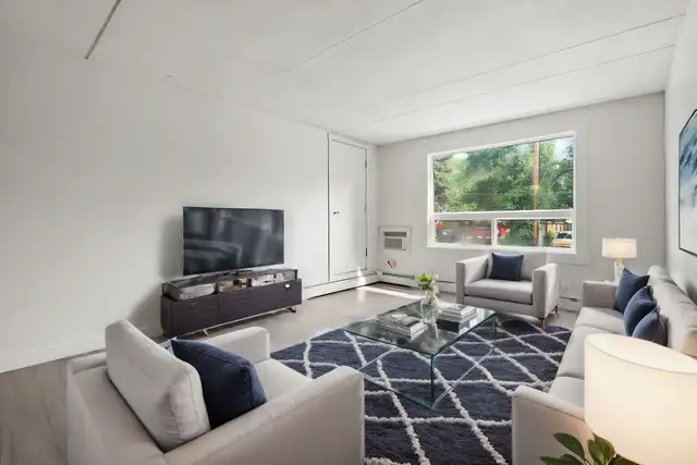 Penthouse Apartments - 2 Bedroom Premium Apartment for Rent