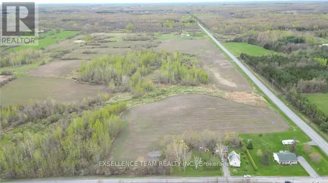19100 KENYON CONC RD 7 ROAD North Glengarry, Ontario in Land for Sale in Ottawa - Image 2