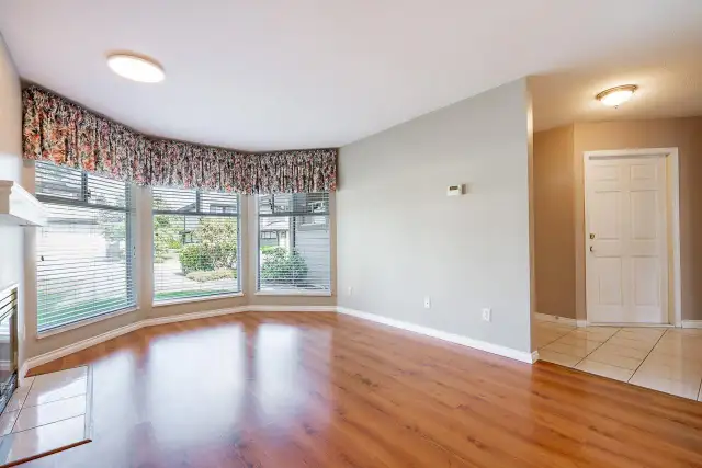 174 16080 82 AVENUE Surrey, British Columbia in Condos for Sale in Delta/Surrey/Langley - Image 5