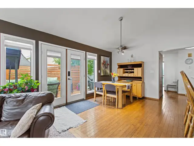 11139 157 AV NW Edmonton, Alberta in Houses for Sale in St. Albert - Image 13