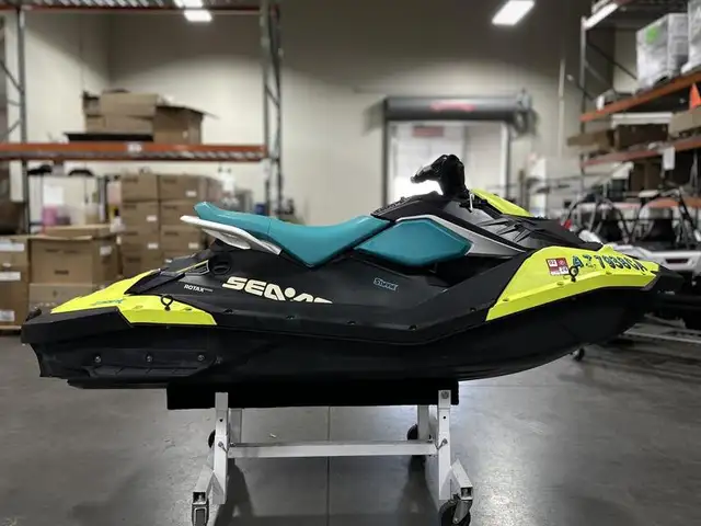 2019 SEADOO SPARK 2UP SOUND (FINANCING AVAILABLE) in Personal Watercraft in Strathcona County - Image 9