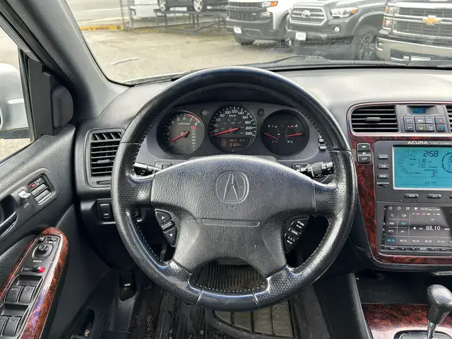 2002 Acura MDX Touring in Cars & Trucks in Mission - Image 12