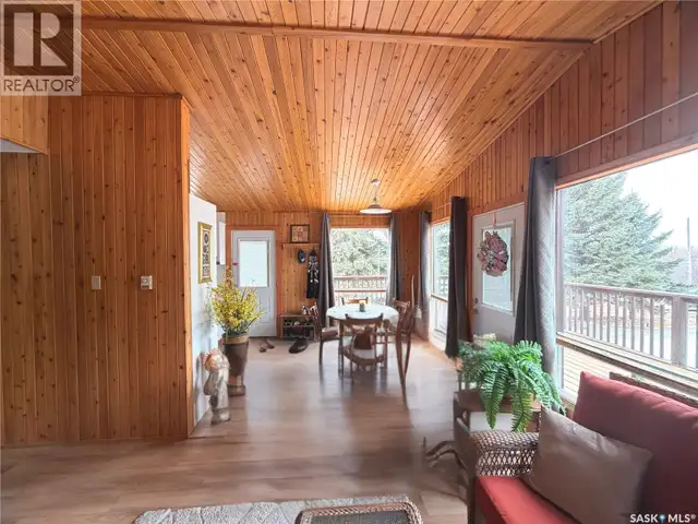 517 Demaer Bay Katepwa Beach, Saskatchewan in Houses for Sale in Regina - Image 5