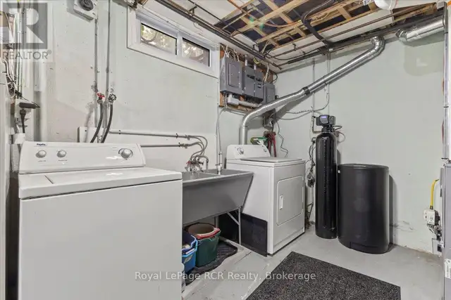 161 6TH STREET Hanover, Ontario in Houses for Sale in Owen Sound - Image 24