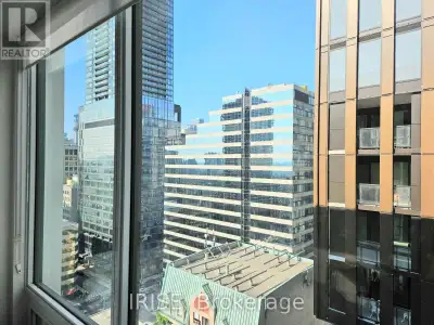 1717 - 121 ST PATRICK STREET Toronto (Kensington-Chinatown), Ont