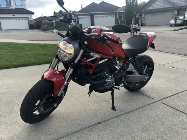 2018 DUCATI MONSTER 797(FINANCING AVAILABLE) in Sport Bikes in Strathcona County - Image 3