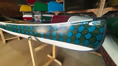 Offered for sale is a slightly used H2O Prospector 16'4" EPS Series, finished in a truly striking bl...
