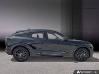 2023 Ford Mustang Mach-E Le Ford Mustang Mach-E 2023 est un VUS entièrement électrique qui allie le... (image 5)