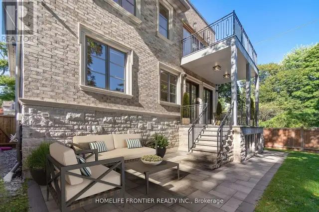 8 VESTA DRIVE Toronto (Forest Hill South), Ontario in Houses for Sale in City of Toronto - Image 38