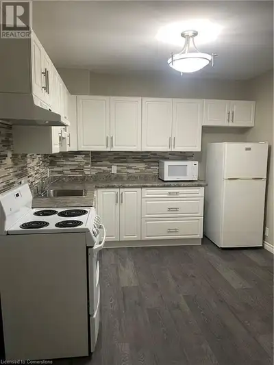 181 KING Street E Unit# 15 Kitchener, Ontario