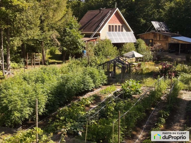 $310,000 - Cottage for sale in Lac-des-Plages — photo 1