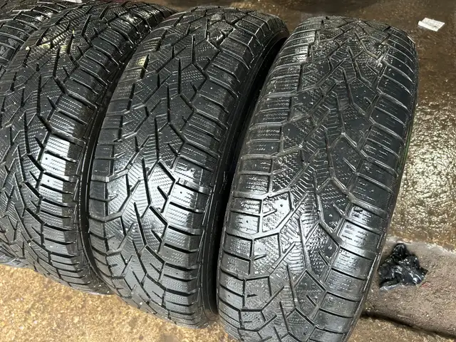 215 65 17 - TIRES - WINTERS - GENERAL ALTIMAX ARCTIC 12 in Tires & Rims in Kitchener / Waterloo - Image 7