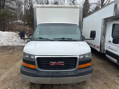 2015 gmc savana cube 3500 roue double air climatisé propre roule bien #####PRENEZ-RENDEZ-VOUS SVP NO...