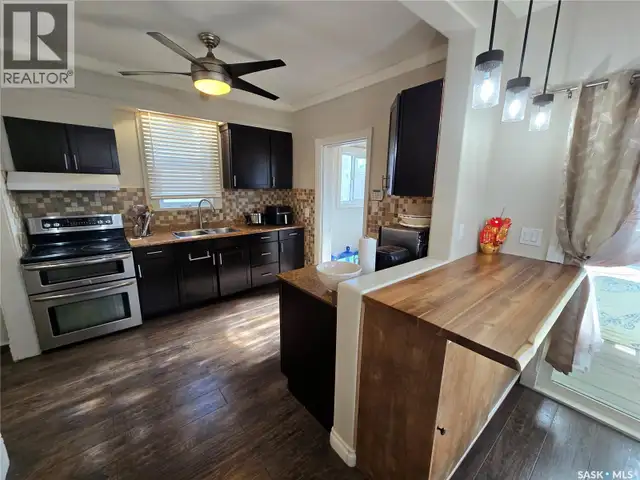 2 Prairie AVENUE Weyburn, Saskatchewan in Houses for Sale in Regina - Image 12