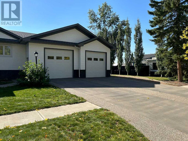 5006 47 Avenue Forestburg, Alberta in Houses for Sale in Red Deer - Image 3
