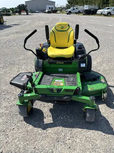 Stock: 242116 Serial: 1GX330RHLTT152959 Categorized Under: Zero-Turn Mowers Specifications Width: 54...