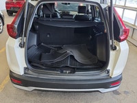 Dilawri Mitsubishi Odometer is 13801 kilometers below market average! Recent Arrival! 2020 Honda CR-... (image 8)