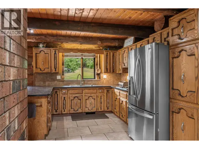 601 Yellowhead Highway S McLure, British Columbia in Houses for Sale in Kamloops - Image 13