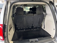 **MONTH-END SPECIAL!** FEATURING : STOW&GO SEATING, 7 PASSENGER SEATING, V6 POWERED, FLEXFUEL, REAR... (image 4)