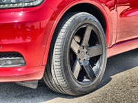 5.7L HEMI V8 R/T AWD Blacktop Package Trailer Tow Group IV Power Sunroof Rear DVD Entertainment Cent... (image 5)