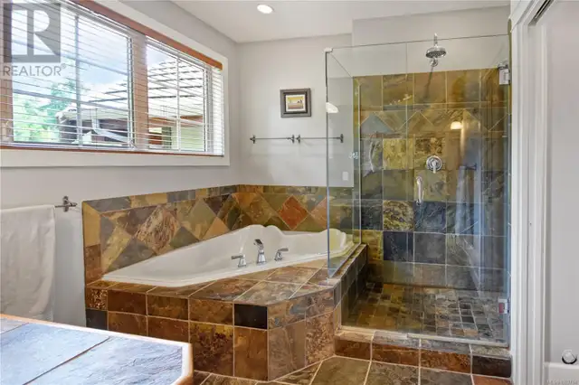 2220 Honey Wulff Close Nanoose Bay, British Columbia in Houses for Sale in Parksville / Qualicum Beach - Image 30