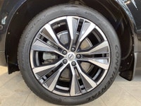 Climate Package [xc60], Advanced Package [S60], Metallic Paint, 20” 5-Y Spoke Graphite Diamond-cut A... (image 8)