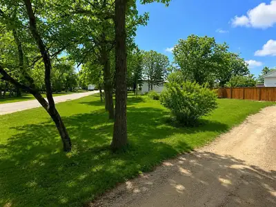 R12//Stony Mountain/Build your dream home on this desirable 69 x 158 fully serviced lot in the growi...