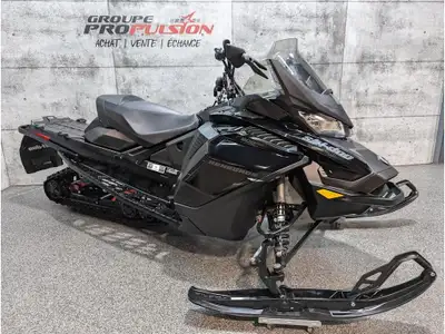 2022 Ski-Doo Renegade Adr. 900 ACE 2022 Ski-Doo Renegade Adr. 900 ACE | 3900km FINANCEMENT 1re, 2e e...