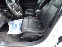 LEATHER, ROOF AND HEATED SEATS. Motor World is a proud member of U.C.D.A. and O.M.V.I.C. for over 30... (image 8)