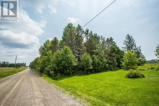 447 McPhail RD Bruce Mines, Ontario in Land for Sale in Sault Ste. Marie - Image 4