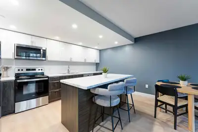 2200 Sherobee - 2 Bedroom Deluxe for Rent in Mississauga, View more