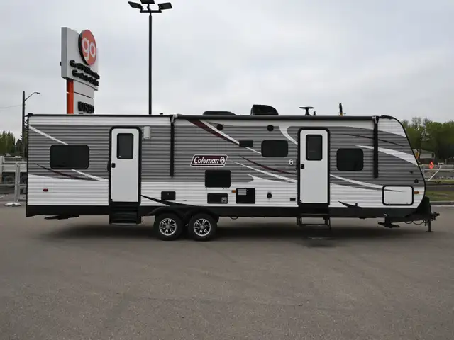 2018 Lantern 300TQ in Travel Trailers & Campers in St. Albert - Image 8