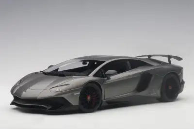 BRAND NEW MODEL CAR IN 1/18 SCALE BY AUTOart MODELS. OLD RELEASE MODEL. JUST ARRIVED SO GET YOURS BE...