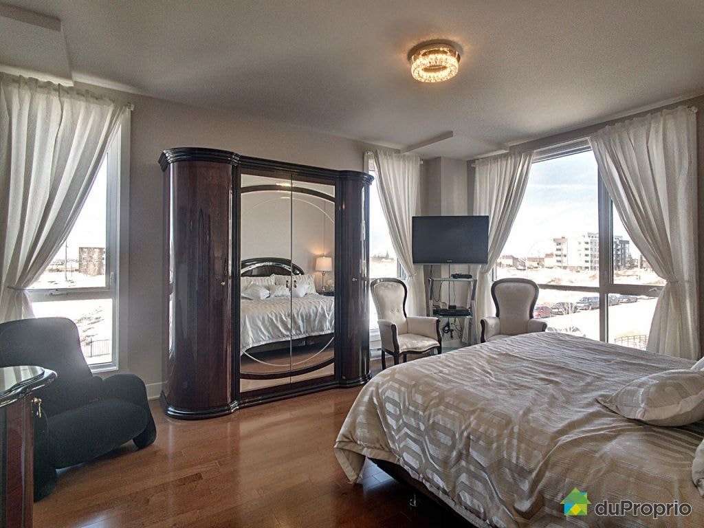 $649,000 - Condominium for sale in Chomedey — photo 2