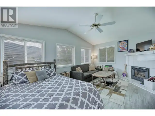 45 HARBOUR KEY Drive Osoyoos, British Columbia in Houses for Sale in Penticton - Image 22